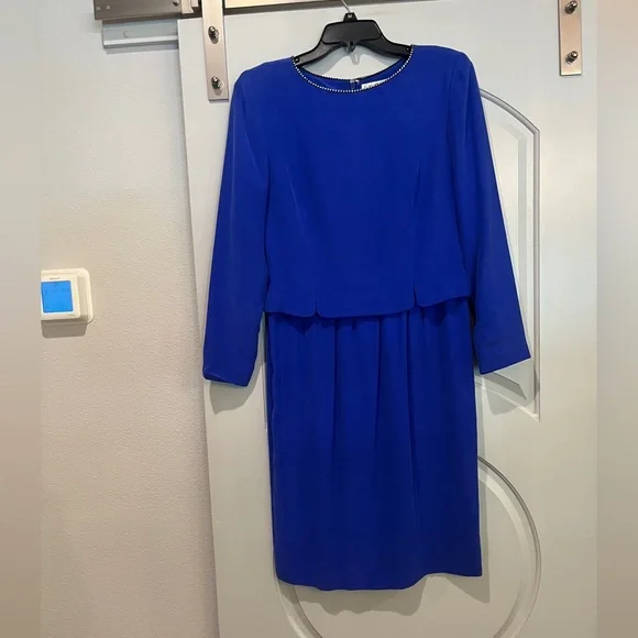 Vintage rhinestone scoop neck bright blue silk dress. Gorgeous color! - Picture 1 of 12